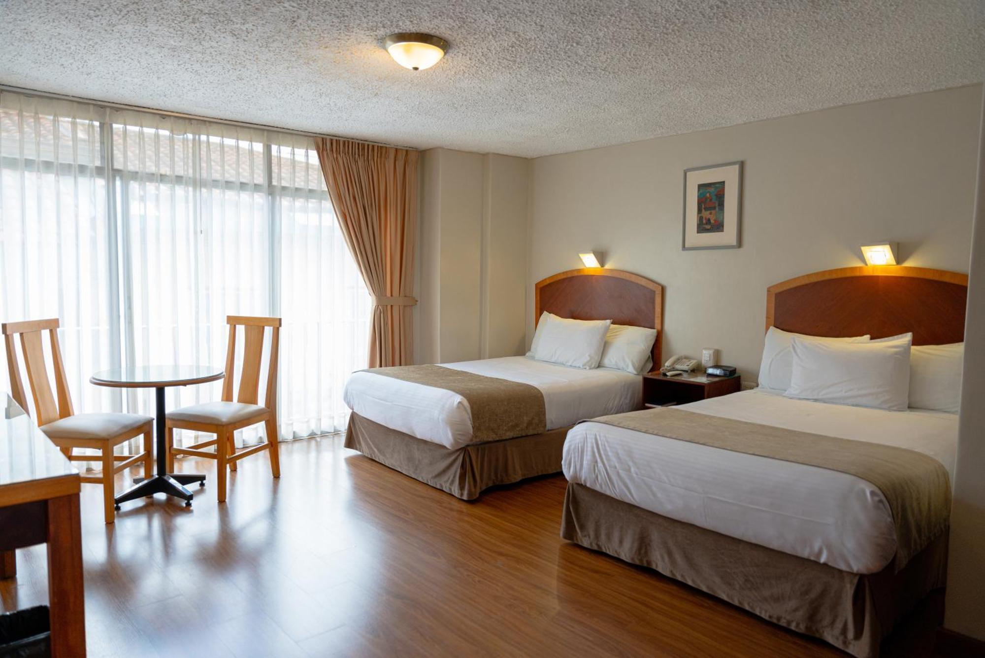 Hotel Santa Monica Cuenca Bagian luar foto