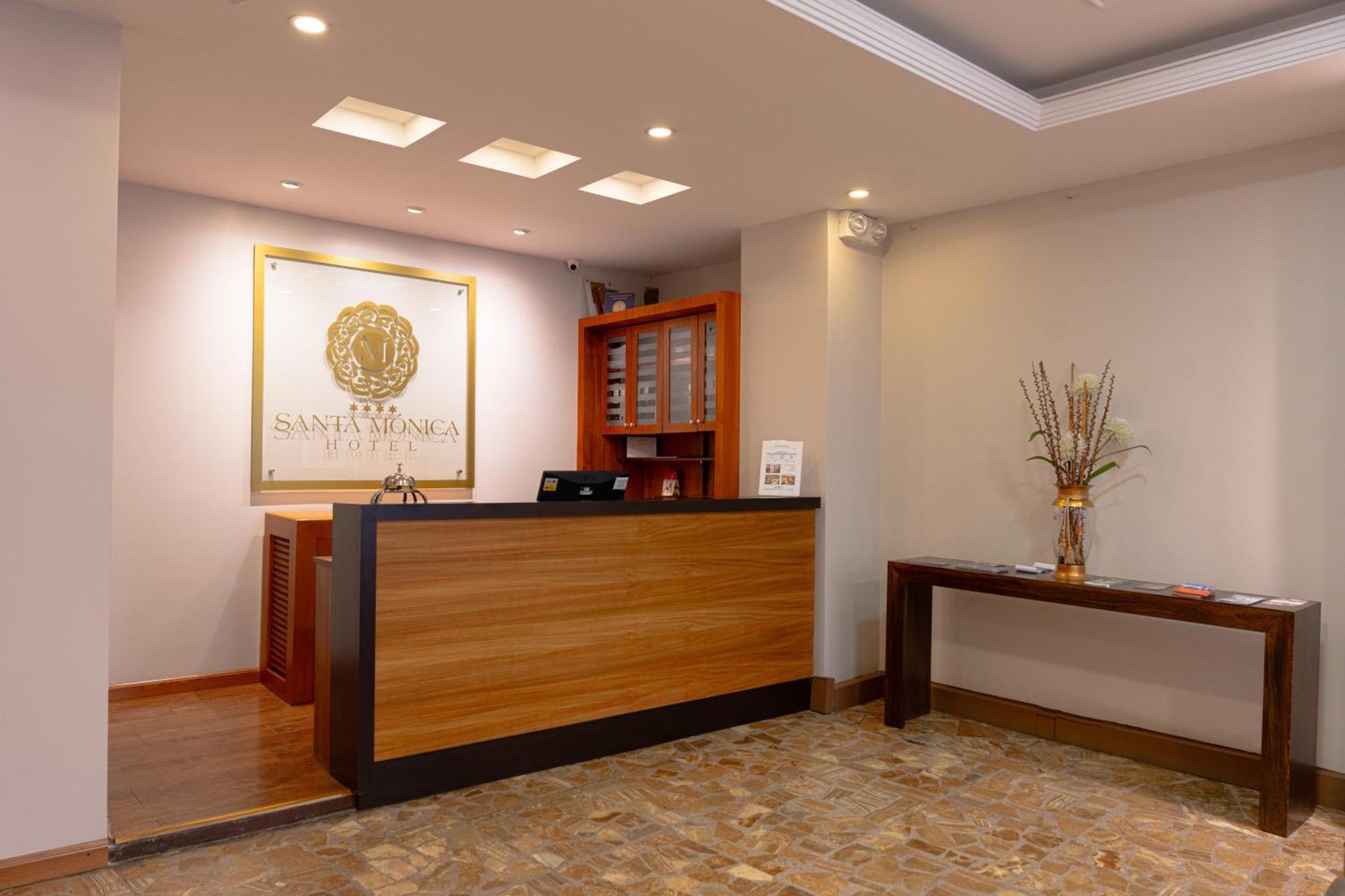 Hotel Santa Monica Cuenca Bagian luar foto