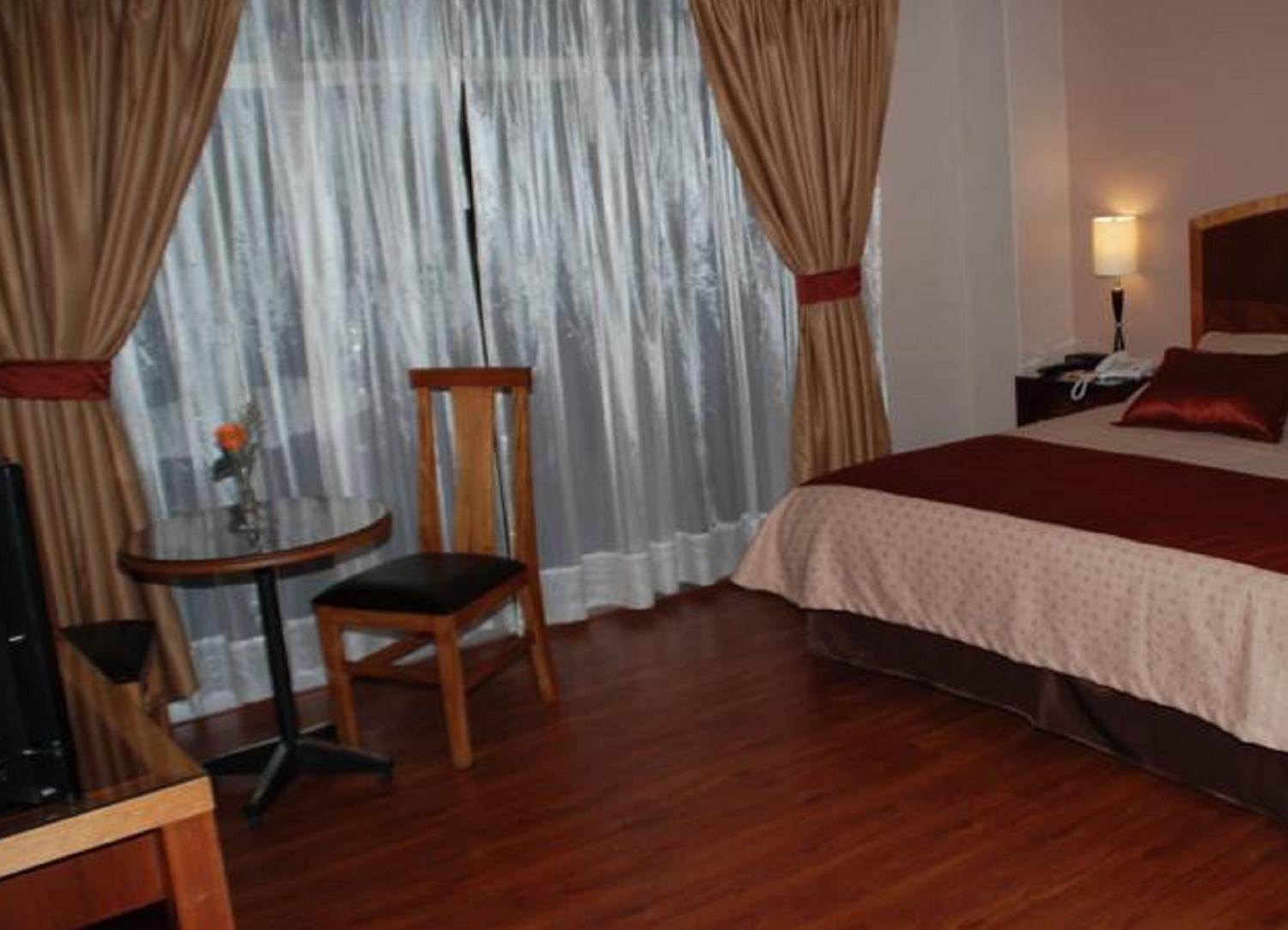 Hotel Santa Monica Cuenca Bagian luar foto