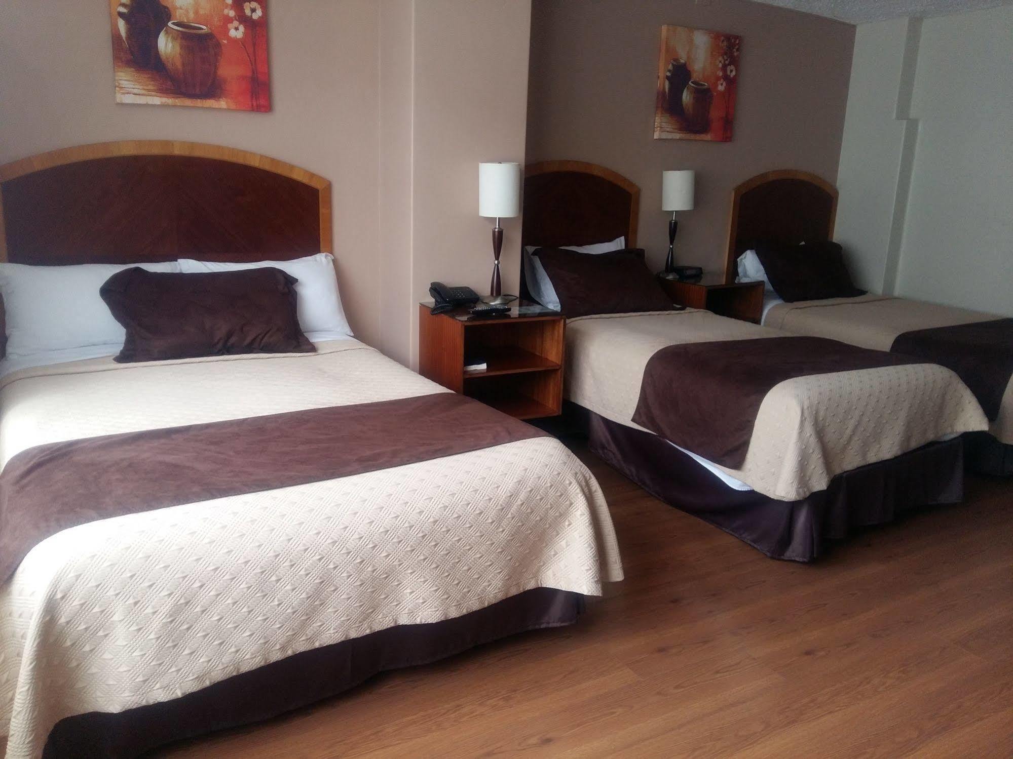 Hotel Santa Monica Cuenca Bagian luar foto